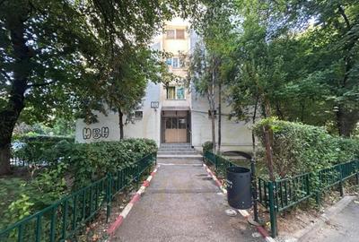 Apartament 2 camere de renovat Aleea Vergului - 1