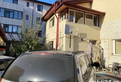 Casă cu 5 camere în Central - 2