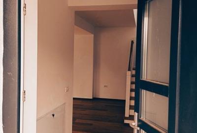 Duplex cu 4 camere cu Teren 180 Mp în Central - 22