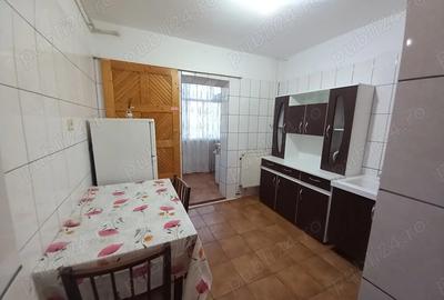 Inchiriez apartament cu doua camere - 3