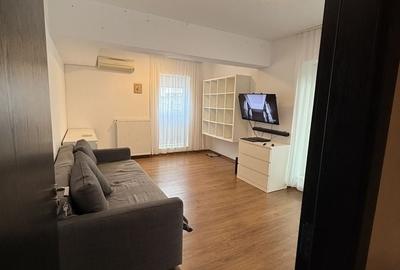 Apartament 2 camere lux, bloc nou, terasă 20 mp, centrală proprie, preț excelent - 18