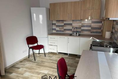 Casă cu 5 camere cu Teren 161 Mp în Lazaret - 8