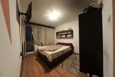 Apartament cu 3 camere semidecomandat, mobilat în Titan - 3