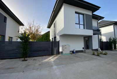 Case individuale cu 4 camere + mansarda. Teren intre 235 mp si 360 mp. - 2