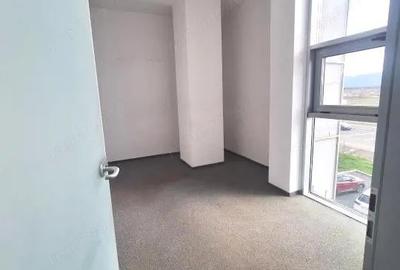 Spațiu comercial, de 225 mp, în Central - 1