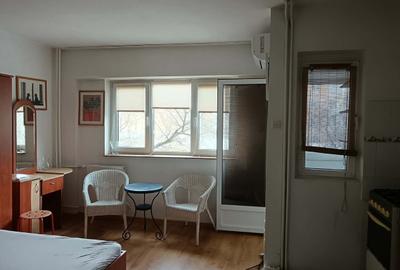 Garsonieră decomandată în Crângași - 8