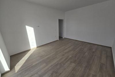 Suprafata generoasa. Model cu 2 bai. Terasa de 21 mp. Langa ESO. Suprafata generoasa. Model cu 2 bai. Terasa de 21 mp. Langa ESO. - 9