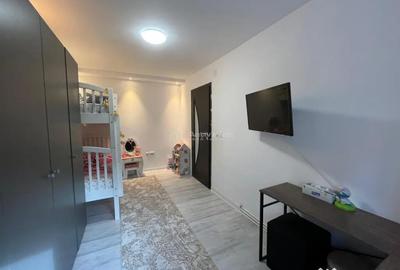 Apartament cu 3 camere semidecomandat în Central - 6