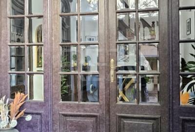 Casa de birouri de inchiriat 11 camere - 8