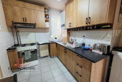 Apartament cu 4 camere decomandat, mobilat în Dâmbu Pietros - 1