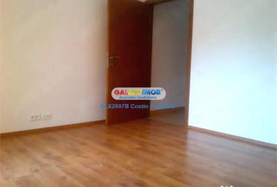 Casă cu 4 camere cu Canalizare în Moșilor - 3