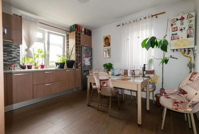 DE VANZARE CASA CU 4 CAMERE BUNA ZIUA - 6