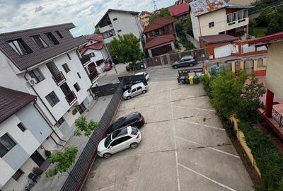 Apartament cu 3 camere decomandat în Berceni - 6