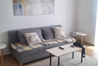 Apartament cu 2 camere semidecomandat, mobilat în Tractorul - 7