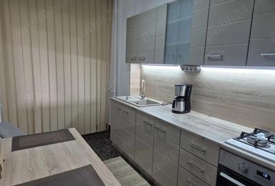 Inchiriez garsoniera - 2