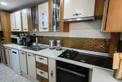 Apartament cu 4 camere decomandat în Central - 16