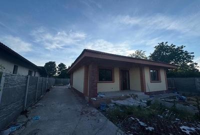 Casă cu 3 camere cu Teren 500 Mp în Sânmihaiu Român - 5