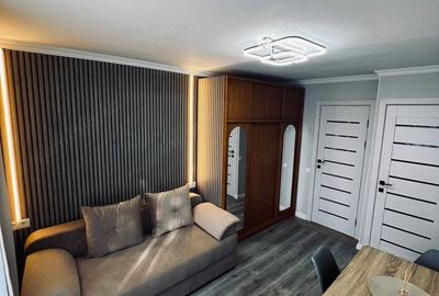 Garsonieră decomandată în Unirii - 1