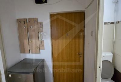 Garsoniera de inchiriat zona Blv. Nicolae Titulescu - 3