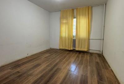 Apartament cu 4 camere semidecomandat în Berceni - 11
