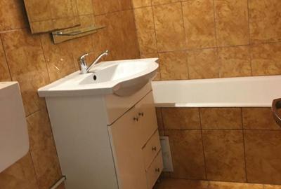 Apartament cu 3 camere decomandat în Central - 8
