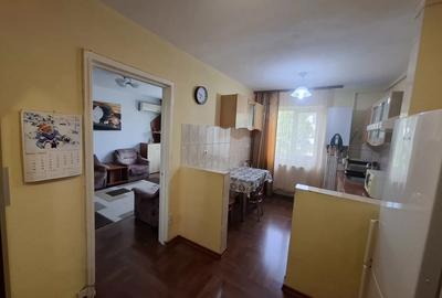 Proprietar, inchiriez apartament 2 camere, et. 3, Deva - zona Gojdu-Zamfirescu - 4