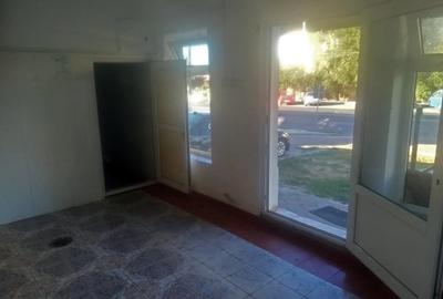 Spațiu comercial, de 40 mp, în Central - 5