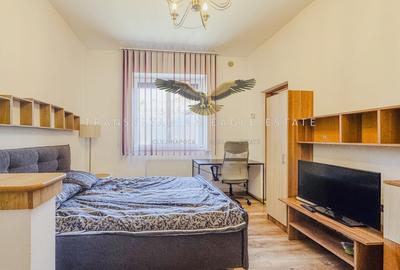 Garsonieră decomandată în Central - 2