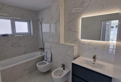 Apartament cu 3 camere decomandat în Cristian - 4