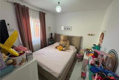 Casă cu 3 camere cu Canalizare în Central - 7