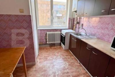 Apartament cu 3 camere semidecomandat în Central - 6