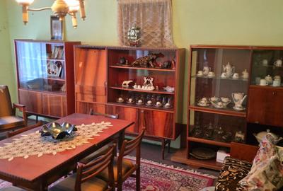Casa de vanzare  Beciu - - 31