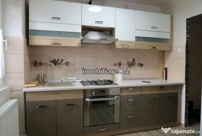 Apartament cu 2 camere decomandat în Podul de Piatră
