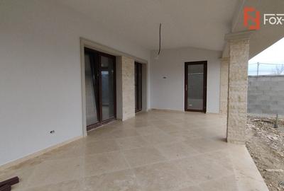 Duplex cu 5 camere cu Canalizare în Săcălaz - 24