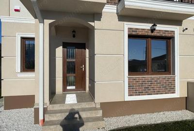 Casă cu 5 camere cu Teren 360 Mp în Urseni - 7
