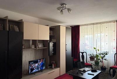 Apartament cu 2 camere decomandat în Central - 2