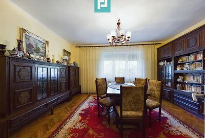 Casă cu 5 camere cu Teren 720 Mp în Central - 8