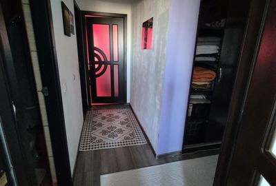 Apartament cu 4 camere semidecomandat în Tătărași - 2