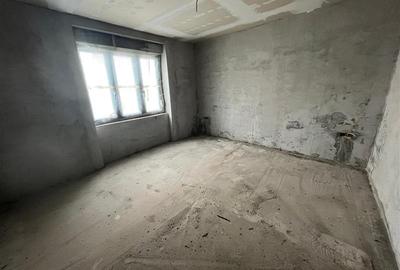 Casă cu 3 camere cu Teren 125 Mp în Ultracentral - 2