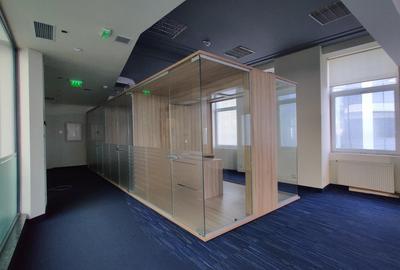 Birou, de 200 mp, în P-ța Unirii - 9