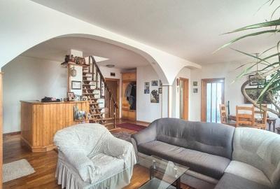 Apartament cu 3 camere semidecomandat în Central - 4