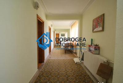 Casă cu 2 camere cu Teren 1500 Mp în Central - 6