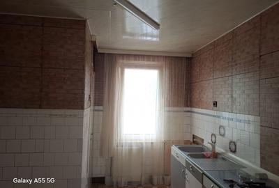 Apartament cu 4 camere decomandat în Dârste - 6