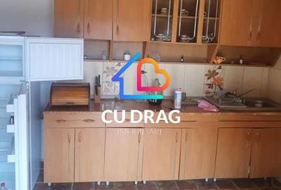 Casă cu 4 camere cu Teren 1500 Mp în Central - 1