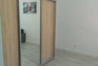 Militari, Cet Vest Militari - 8