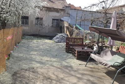 Apartament cu 2 camere semidecomandat în Ultracentral