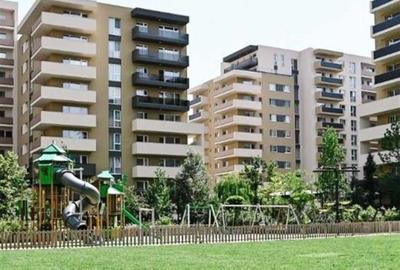 Apartament cu 3 camere decomandat în Astra
