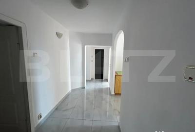 Apartament cu 3 camere decomandat în Micro 11 - 3