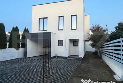 Casă cu 4 camere cu Teren 240 Mp în Central - 2