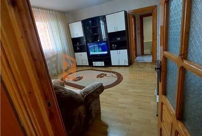 Apartament 3 camere cf 1 decomandat zona Micro 3 - 2